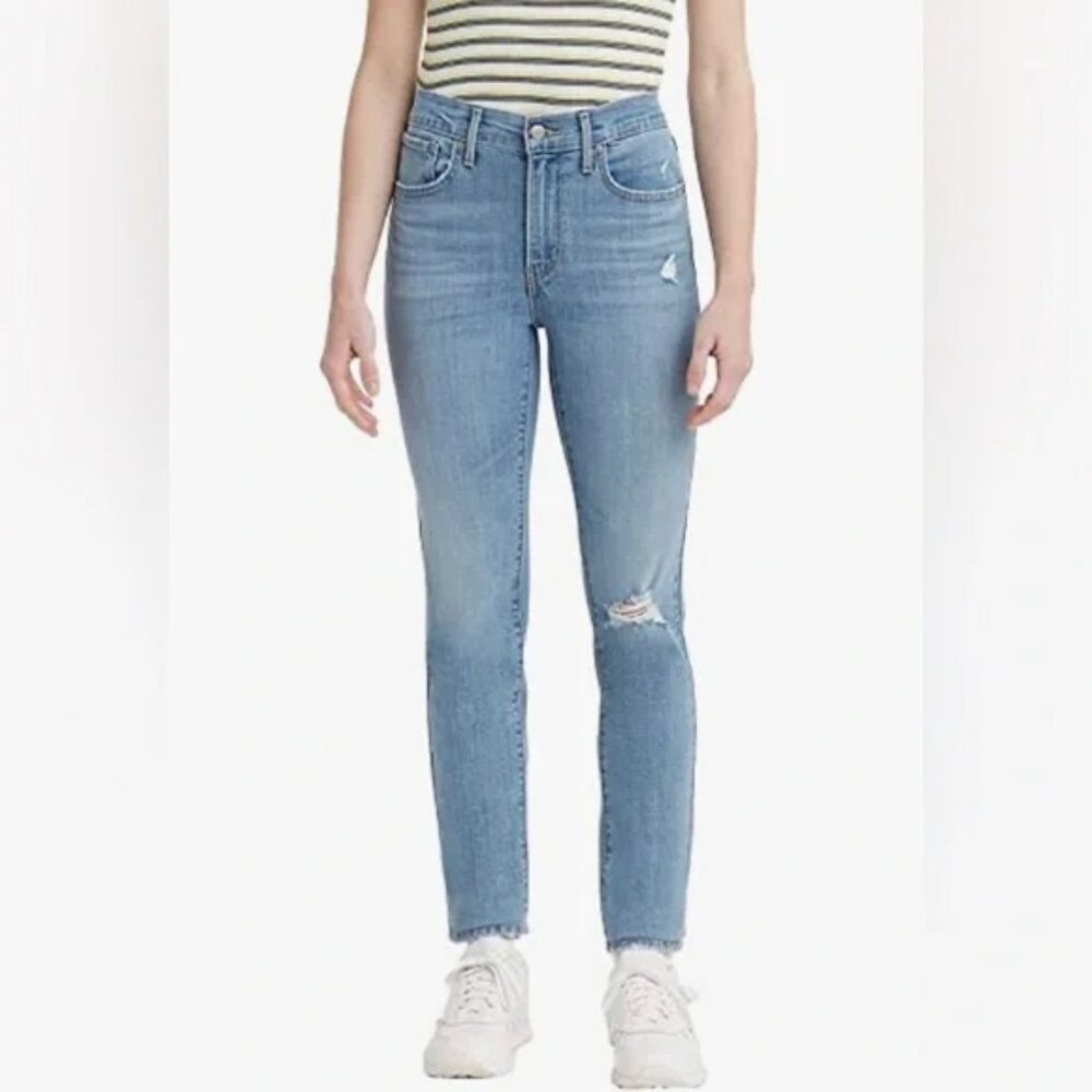 Levi's 724 High Rise Straight Jeans Color: Slate Reveal  Size: 2 (26W x 32L)